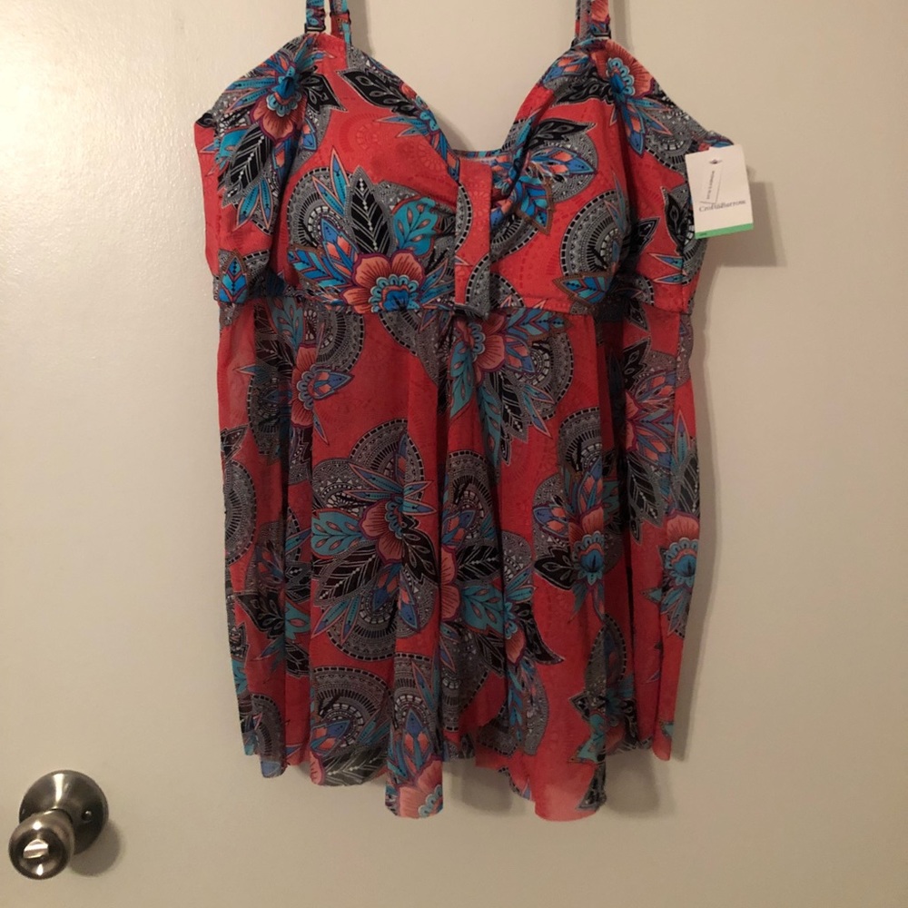Size 24W Swimsuit top.